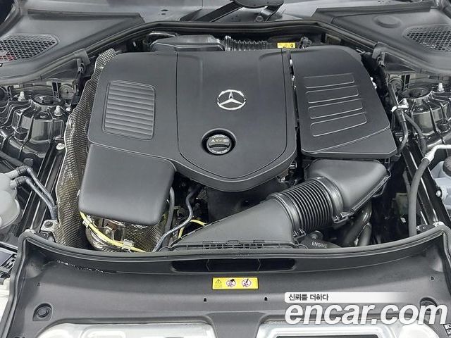 Mercedes-Benz E-Class 2025 — фото 6