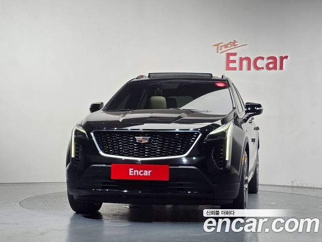 Cadillac XT4 2023 — фото 3