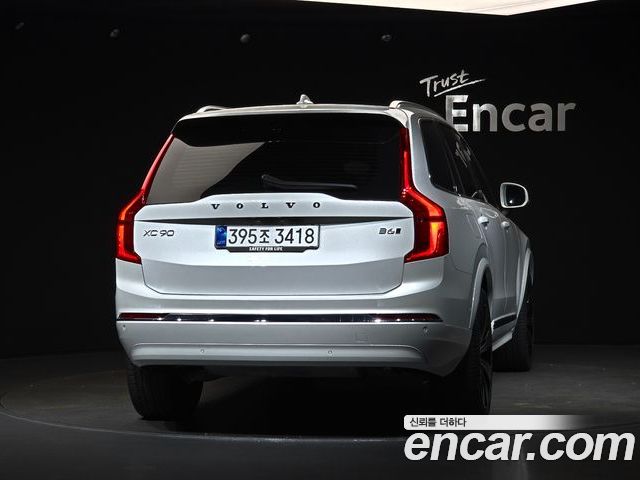 Volvo XC90 2025 — фото 4