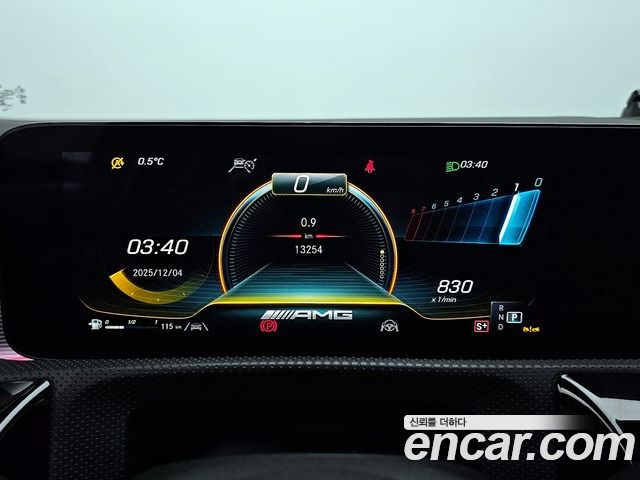 Mercedes-Benz A-Class 2022 — фото 8