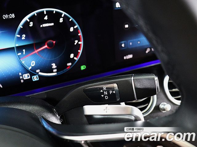 Mercedes-Benz E-Class 2023 — фото 9
