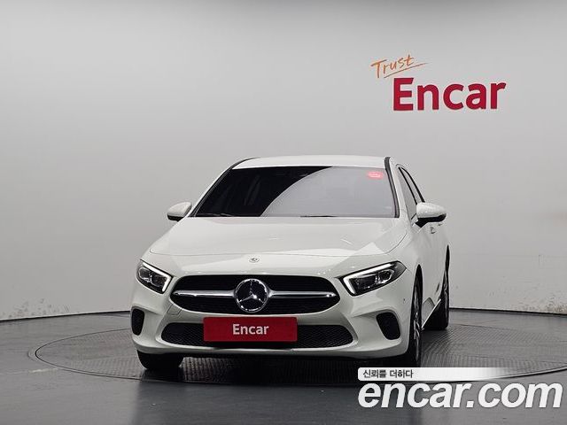 Mercedes-Benz A-Class 2022 — фото 3