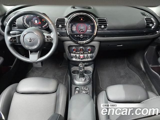 MINI Clubman 2023 — фото 10