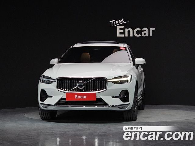 Volvo XC60 2023 — фото 3
