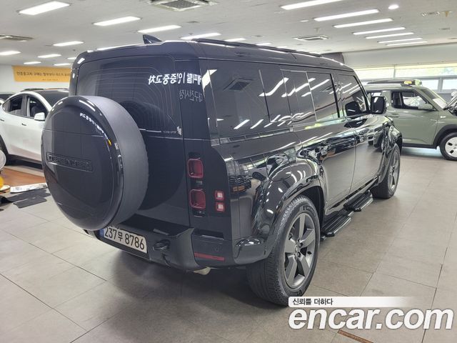 Land Rover Defender 2025 — фото 2
