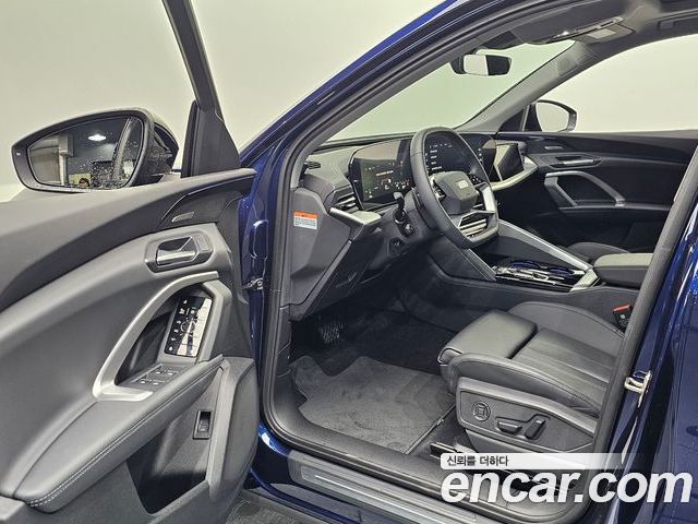 Audi Q5 2025 — фото 10