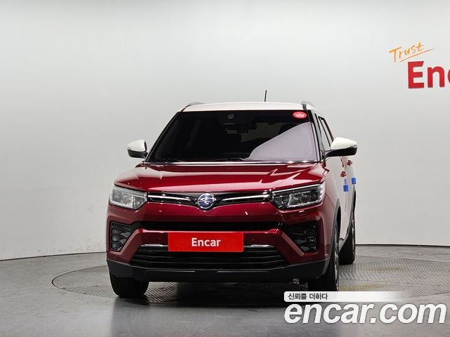 SsangYong Tivoli 2023 — фото 3