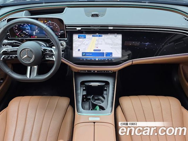 Mercedes-Benz E-Class 2025 — фото 10