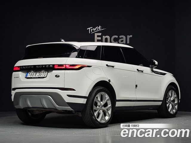 Land Rover Range Rover Evoque 2023 — фото 2