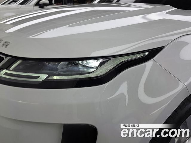 Land Rover Range Rover Evoque 2023 — фото 8