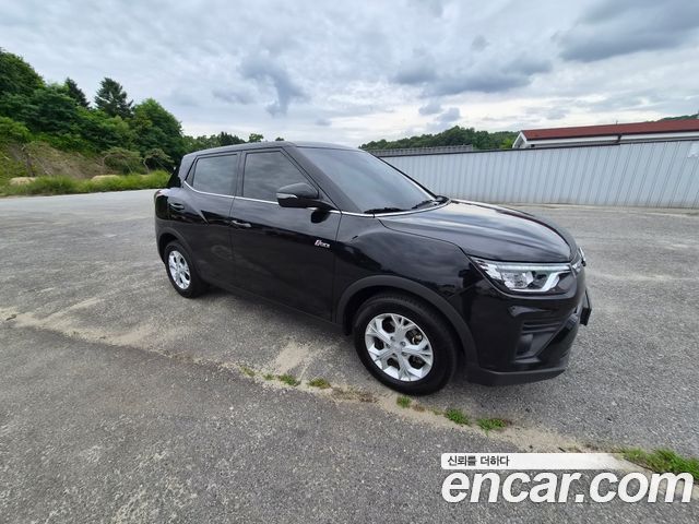 SsangYong Tivoli 2023 — фото 2