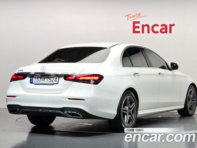 Mercedes-Benz E-Class 2023 — фото 2