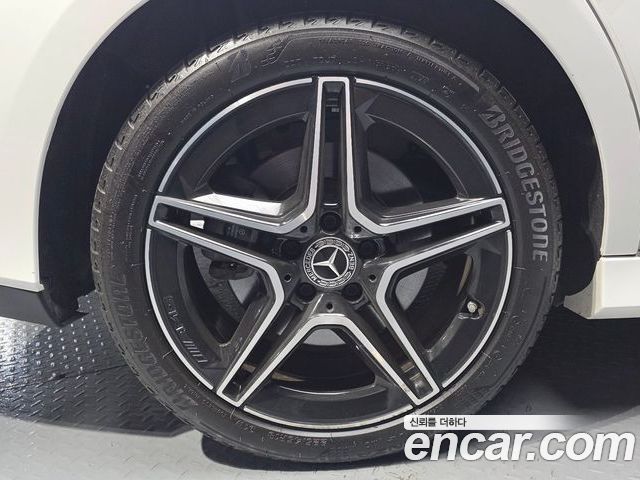 Mercedes-Benz CLA 2023 — фото 5