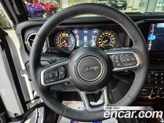 Jeep Wrangler 2025 — фото 10