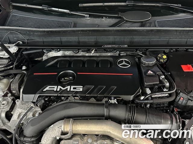 Mercedes-Benz GLB 2025 — фото 6