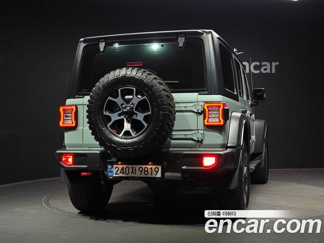 Jeep Wrangler 2023 — фото 4