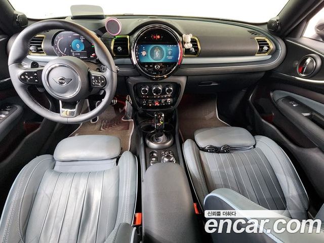 MINI Clubman 2024 — фото 10