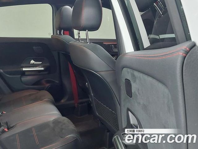 Mercedes-Benz GLA 2023 — фото 10