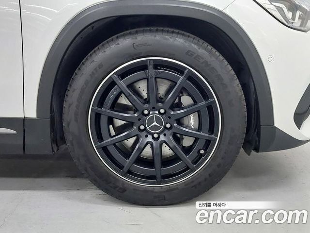 Mercedes-Benz GLA 2023 — фото 5
