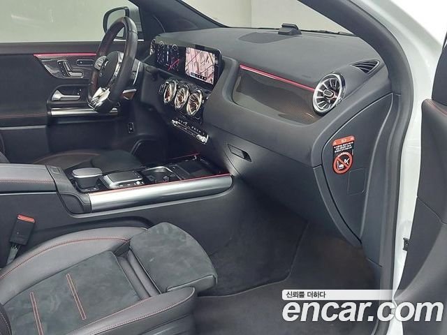 Mercedes-Benz GLA 2023 — фото 9