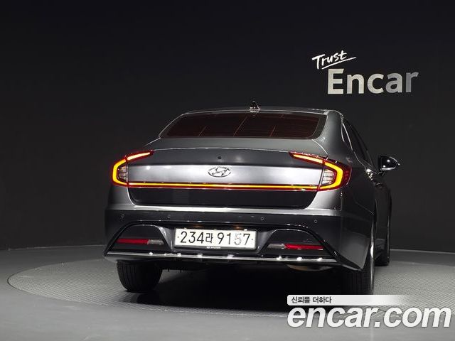 Hyundai Sonata 2022 — фото 4