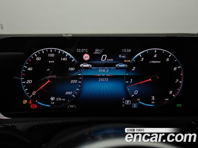Mercedes-Benz CLA 2023 — фото 8