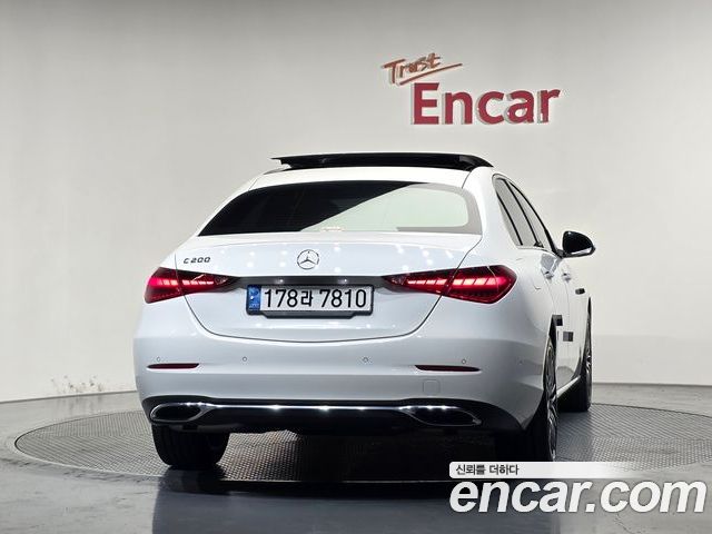 Mercedes-Benz C-Class 2022 — фото 4