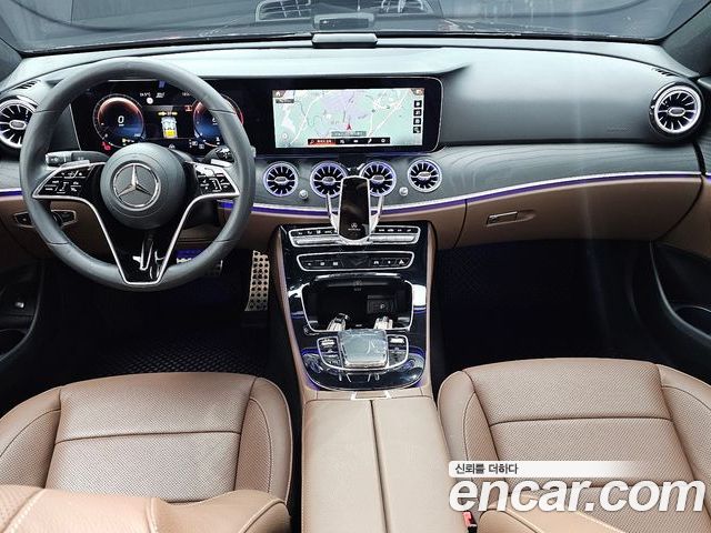 Mercedes-Benz E-Class 2022 — фото 10