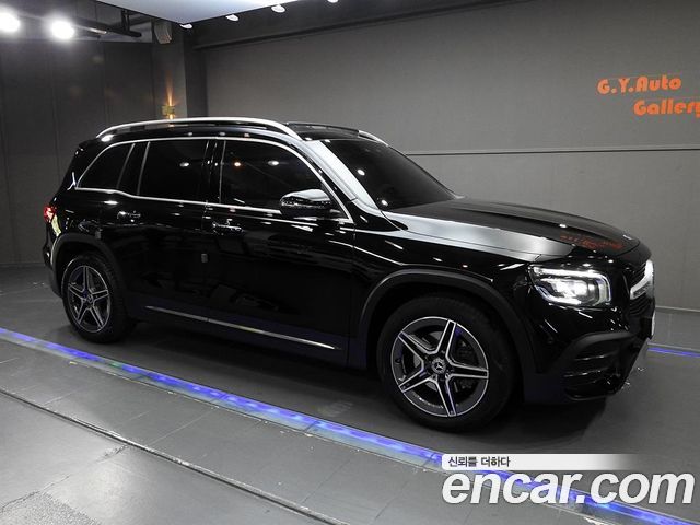 Mercedes-Benz GLB 2023 — фото 2