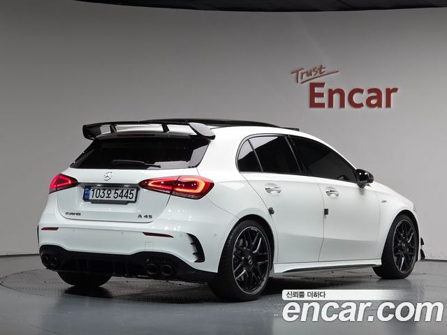 Mercedes-Benz A-Class 2022 — фото 2