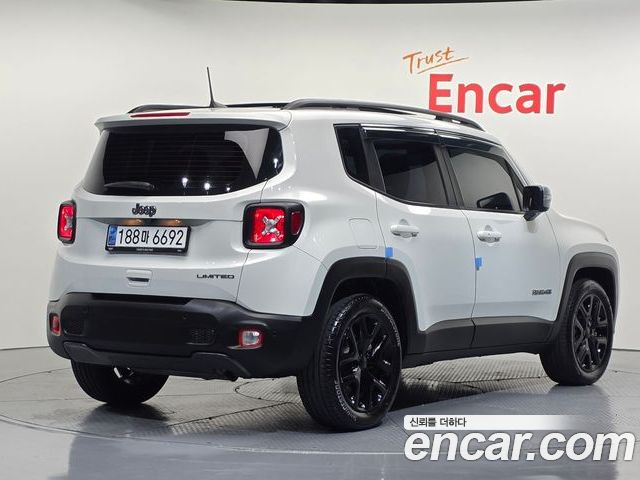 Jeep Renegade 2022 — фото 2