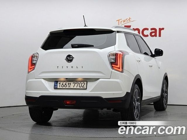 SsangYong Tivoli 2022 — фото 4