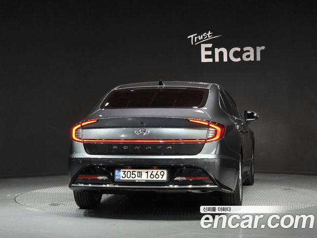 Hyundai Sonata 2022 — фото 4
