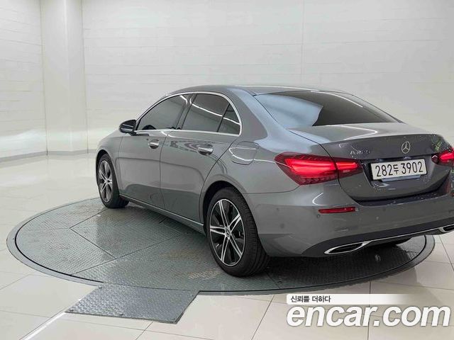 Mercedes-Benz A-Class 2025 — фото 3