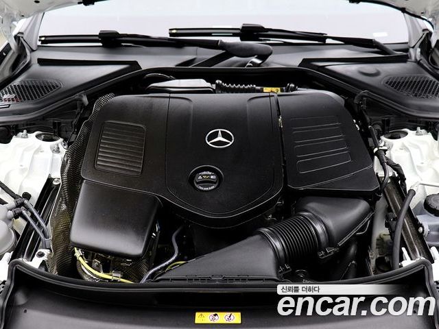 Mercedes-Benz E-Class 2024 — фото 6
