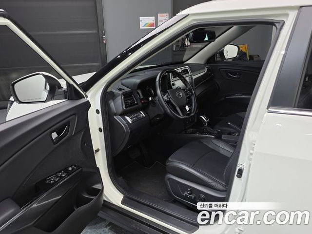 SsangYong Tivoli 2022 — фото 10