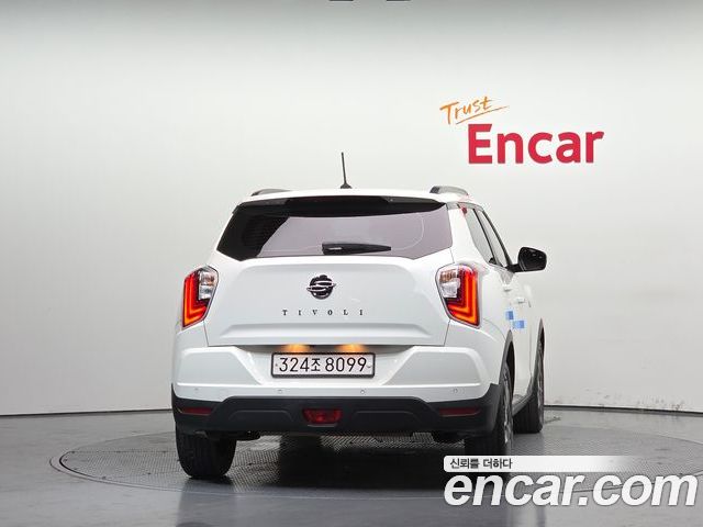 SsangYong Tivoli 2022 — фото 4