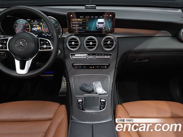 Mercedes-Benz GLC 2022 — фото 10