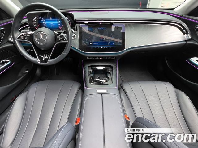 Mercedes-Benz E-Class 2025 — фото 10