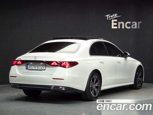 Mercedes-Benz E-Class 2025 — фото 2