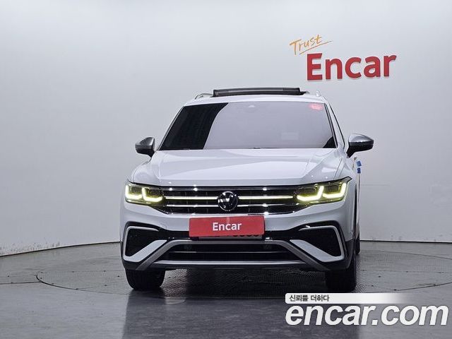 Volkswagen Tiguan 2023 — фото 3