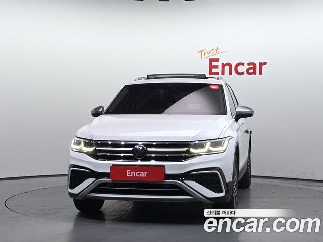 Volkswagen Tiguan 2022 — фото 3
