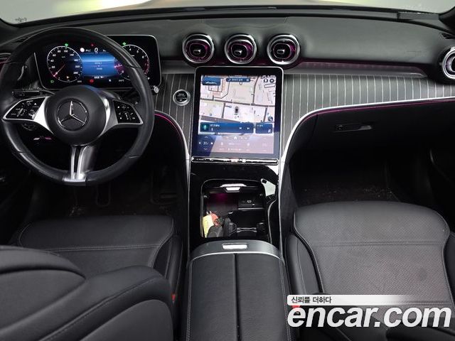 Mercedes-Benz C-Class 2023 — фото 10