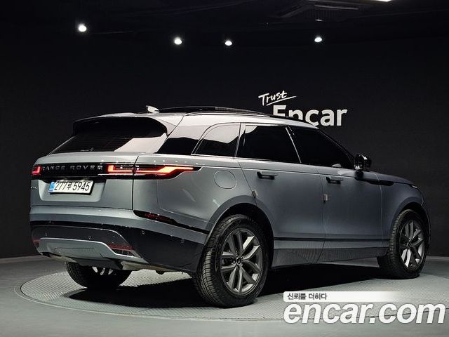 Land Rover Range Rover Velar 2026 — фото 2