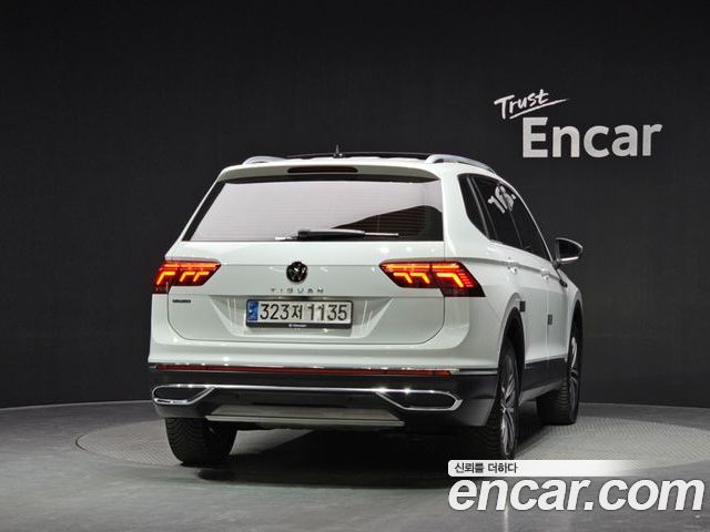 Volkswagen Tiguan 2023 — фото 4