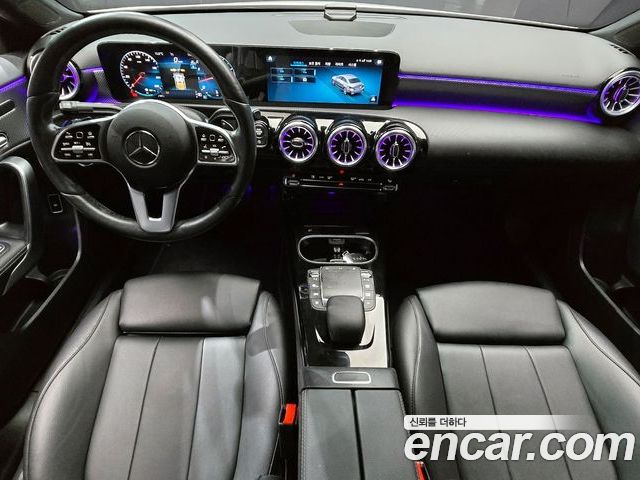 Mercedes-Benz A-Class 2023 — фото 7