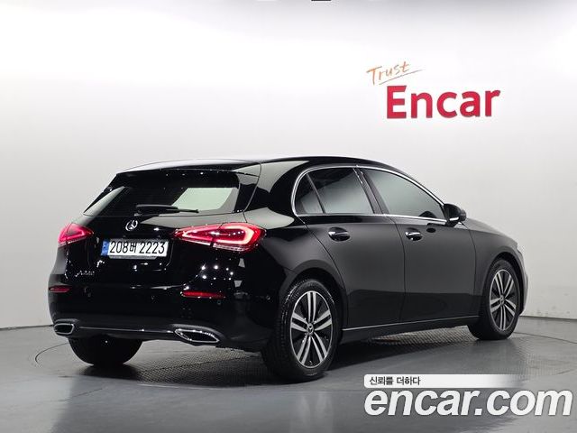 Mercedes-Benz A-Class 2022 — фото 2