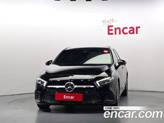 Mercedes-Benz A-Class 2022 — фото 3