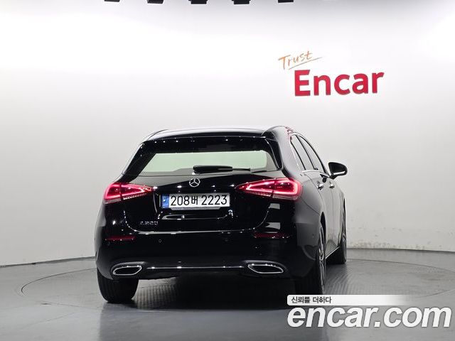 Mercedes-Benz A-Class 2022 — фото 4