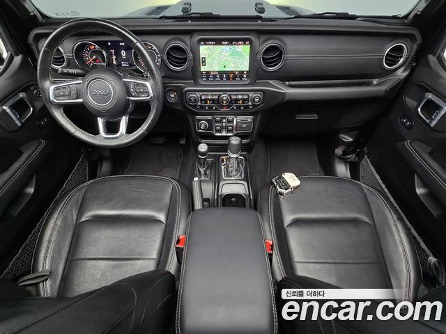 Jeep Wrangler 2022 — фото 10